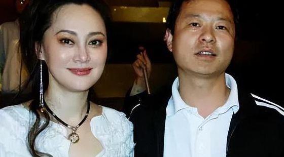 宋佳老公（宋佳老公什么病去逝了）