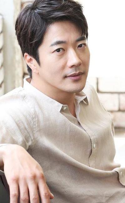 权相佑(权相佑照片)