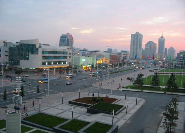 大连历史详细介绍(十五年前的大连掠影)(12)