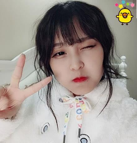 和李明霖“撕”完,又骂花妈洗脑,猫妹妹如此不懂“知恩图报”?