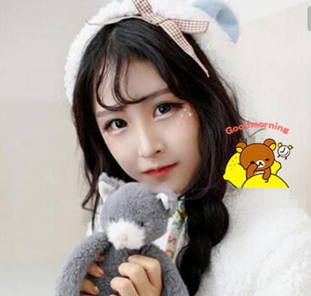 和李明霖“撕”完,又骂花妈洗脑,猫妹妹如此不懂“知恩图报”?