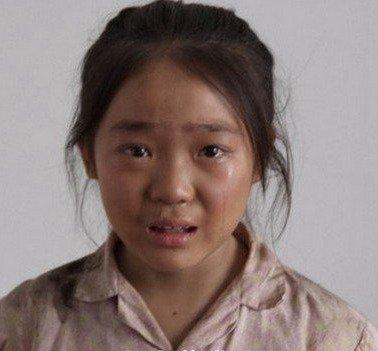 22岁“小花”长大了，美得不敢认，93岁爷爷仍然坚持拍戏