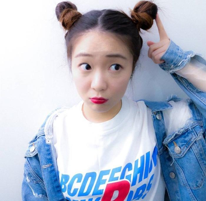 22岁“小花”长大了，美得不敢认，93岁爷爷仍然坚持拍戏