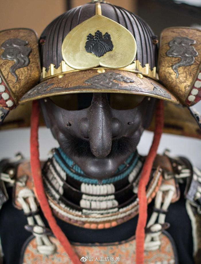 中国清代奢华战甲VS日本武士鬼面战甲，你更中意哪个？