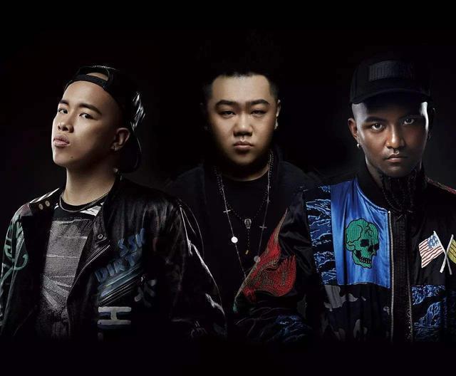 他们曾经夜店驻唱，凭一首歌斩获千万粉丝，却被网友质疑抄袭！