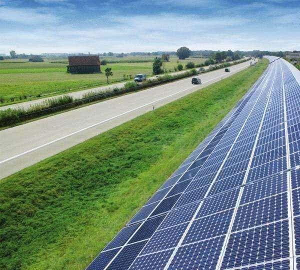 济南修建“太阳能高速公路”,运行的怎样?答案太出乎意外了!