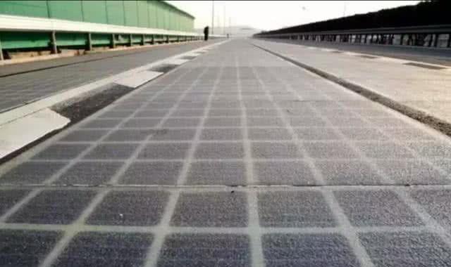 济南修建“太阳能高速公路”,运行的怎样?答案太出乎意外了!
