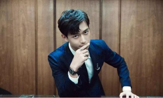 “前线瓜人”李现,从吃瓜到被吃瓜,自己的瓜还保熟吗?