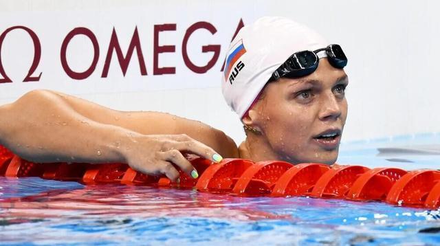 俄罗斯花样游泳队女神，现实世界的“美人鱼”，金发碧眼颜值超群