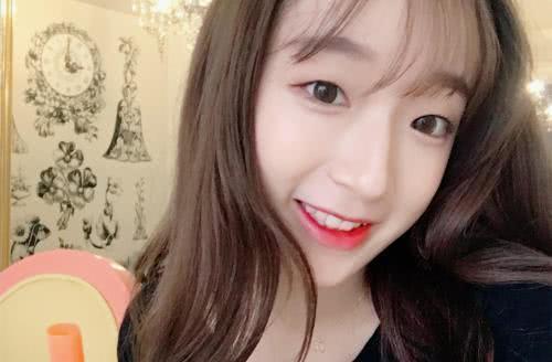 谁说单眼皮女生不好看,有这几个特点越看越好看!