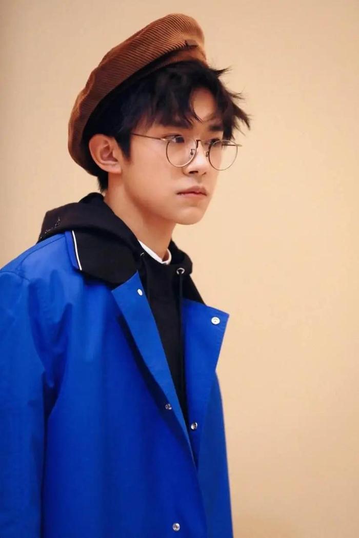 福布斯名人榜：周冬雨第7，易烊千玺第8，杨幂第9，第一实至名归