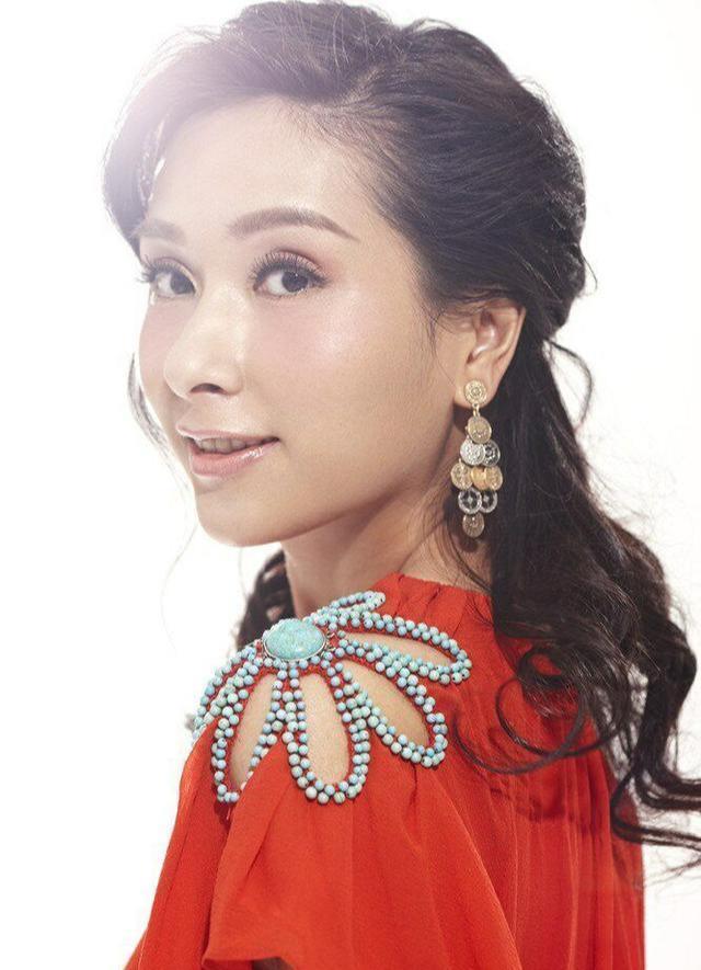 古典美人杨恭如：曾是香港一线花旦，却被富婆一掌扇下神坛