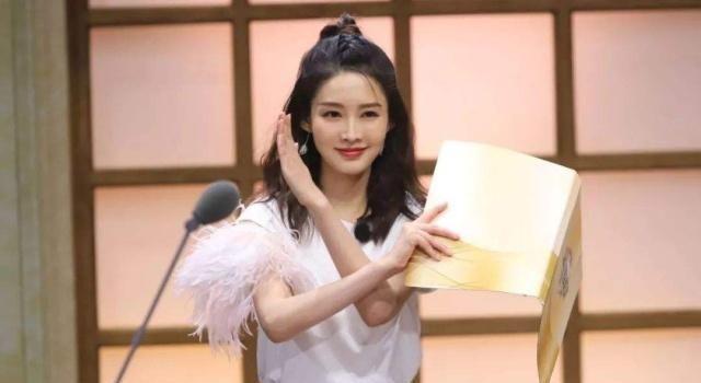 国民女神董卿降临！助力倪萍《声临其境》，国家队组合燃爆来袭