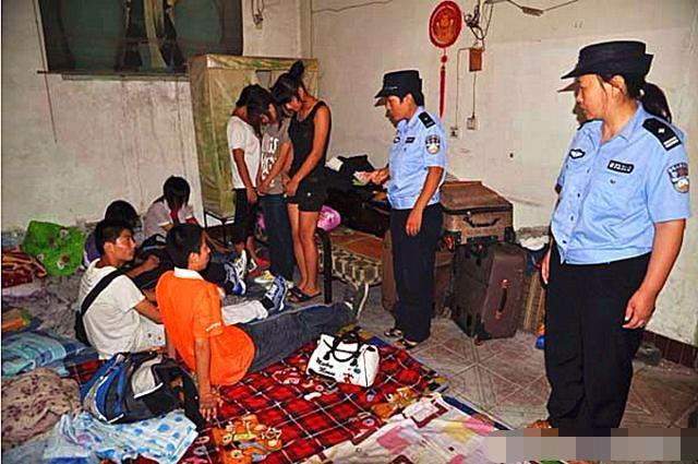 完全被洗脑,男女混住生活邋遢!传销里的悲惨生活