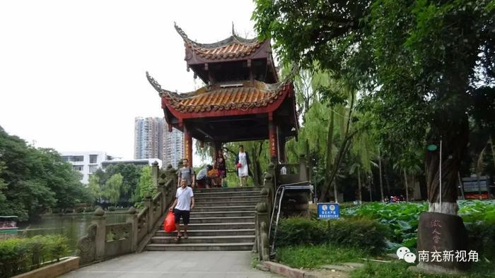 七月仲夏里的南充北湖,好一派美景如画的城市园林风光