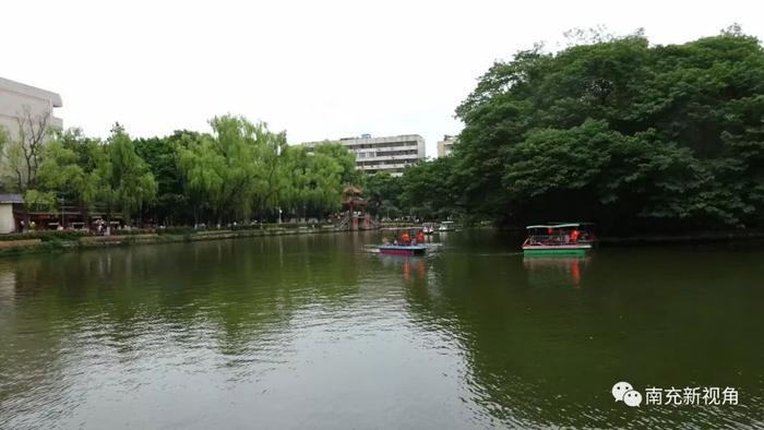 七月仲夏里的南充北湖,好一派美景如画的城市园林风光