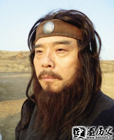 彭越剧照